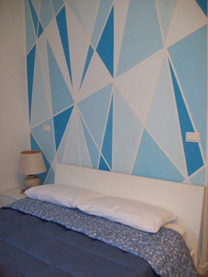 Wall Art Fiera Bologna Bagian luar foto